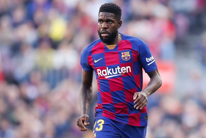 BARCELONA, SPAIN - FEBRUARY 15: Samuel Umtiti of FC Barcelona looks on during the Liga match between FC Barcelona and Getafe CF at Camp Nou on February 15, 2020 in Barcelona, Spain. (Photo by Eric Alonso/Getty Images)