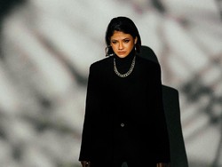 Cerita Sara Fajira Alami Hal Mistis Selama Syuting Film Bayi Ajaib