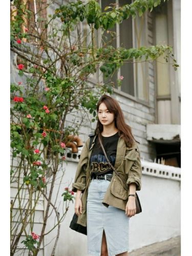Shin Min Ah Gaya casual Shin Min Ah dalam Tomorrow with You