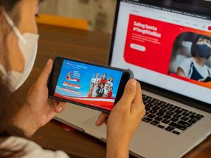 Telkomsel Beri HP-Kuota Internet untuk 1.500 Siswa Terdampak Pandemi
