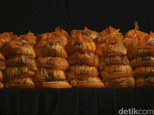 Data Kependudukan Kacau, Eselon 1 Dapat Bantuan Sembako! Data Kependudukan Kacau, Eselon 1 Dapat Bantuan Sembako!