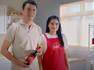 Christian Sugiono Ketahuan Suka Bantu Titi Kamal Masak, Ini Alasannya Christian Sugiono Ketahuan Suka Bantu Titi Kamal Masak, Ini Alasannya