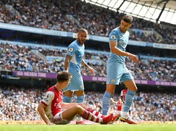 Arsenal Lembek Banget