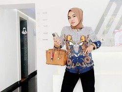 Gaya Mewah Medina Zein Bertas Hermes Rp 200 Jutaan, Rachel Vennya Tagih Utang