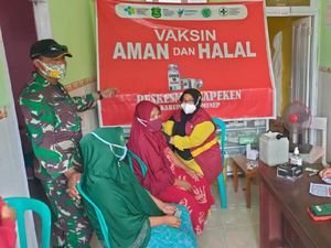 Perjuangan Vaksinator COVID-19 di Pulau Terluar Sumenep, Harus Menginap 5 Hari Perjuangan Vaksinator COVID-19 di Pulau Terluar Sumenep, Harus Menginap 5 Hari