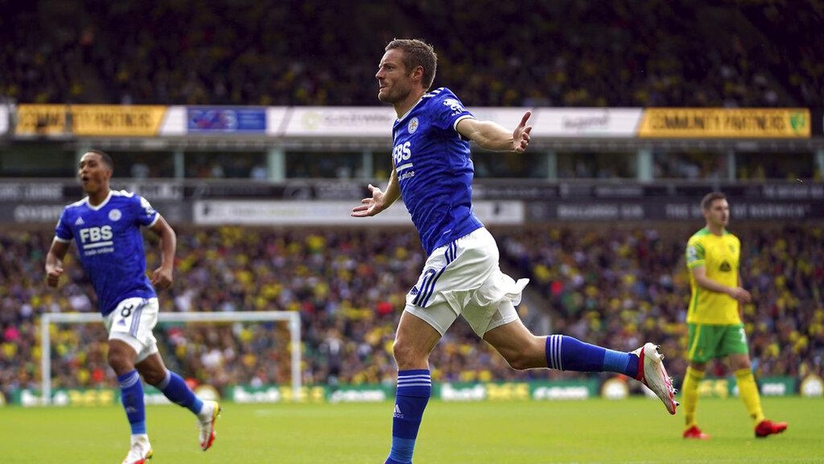 Leicester City menang 2-1 atas Norwich City (AP/Joe Giddens)