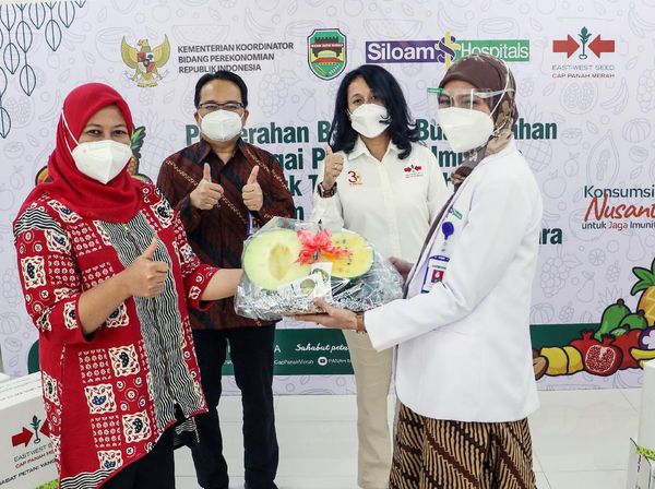 Paket Buah untuk Tenaga Kesehatan