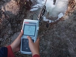 Semburan Air Sumur Bor di Bojonegoro Diuji Organolebtik, Hasilnya?