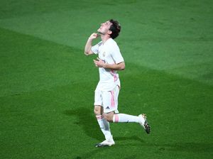 Fiorentina Resmi Pinjam Odriozola dari Madrid Fiorentina Resmi Pinjam Odriozola dari Madrid