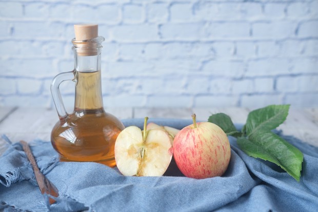 Cuka apel juga ampuh mengatasi pori-pori besar