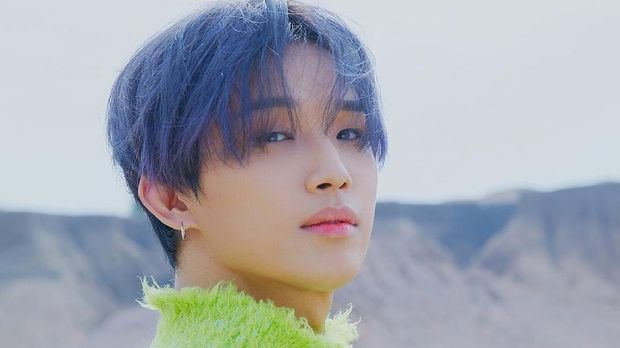 Hyunsik BTOB sebagai idol Kpop tampan dan multitalenta yang lahir di tahun 1992.