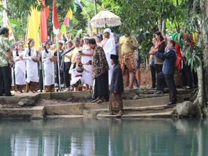 Potret Desa Wisata Kandri, Menjaga Tradisi di Tengah Modernisasi Potret Desa Wisata Kandri, Menjaga Tradisi di Tengah Modernisasi
