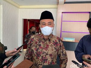 Evaluasi PTM di Jatim, Masih Banyak Siswa Nongkrong Usai Sekolah Evaluasi PTM di Jatim, Masih Banyak Siswa Nongkrong Usai Sekolah