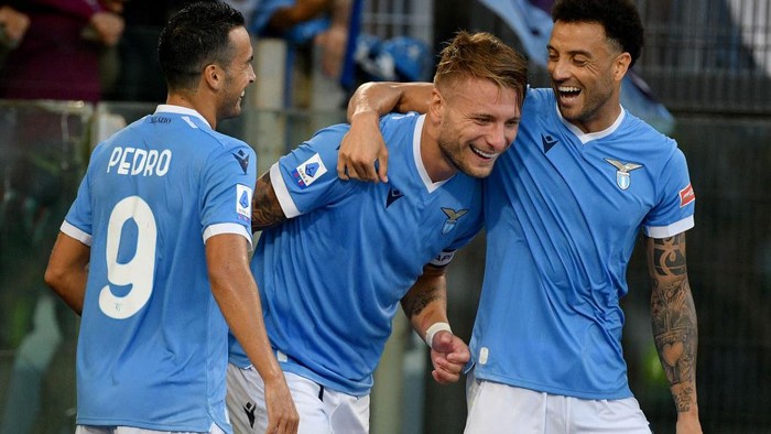 ROME, ITALY - AUGUST 28: Ciro Immobile of SS Lazio celebrates the third goal of his team with his team mates during the Serie A match between SS Lazio and Spezia Calcio at Stadio Olimpico on August 28, 2021 in Rome, Italy. (Photo by Marco Rosi/Getty Images)