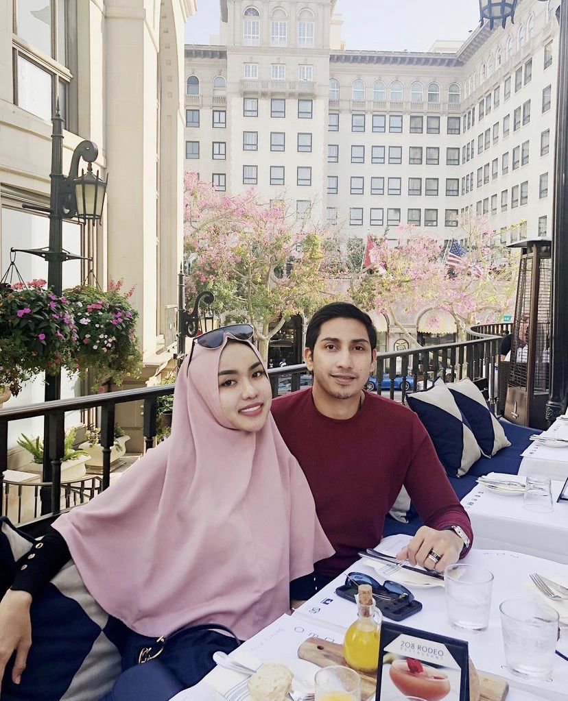 Medina Zein, Kolektor Tas Mahal yang Juga Sering Makan di Restoran Mewah