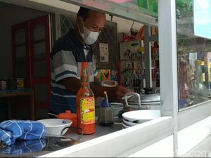 Mie Ayam Pak Alex Tapi Pemiliknya Bukan Alex, Kok Bisa? Mie Ayam Pak Alex Tapi Pemiliknya Bukan Alex, Kok Bisa?