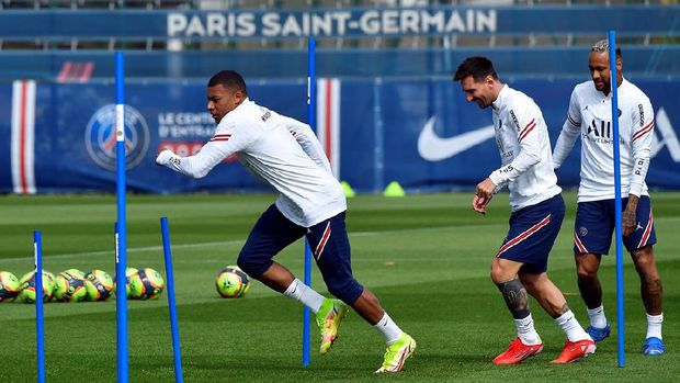 Kylian Mbappe, Lionel Messi, Neymar