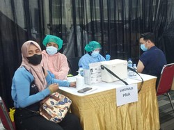 Pegadaian Gelar Vaksinasi bagi Karyawan & Keluarga di Berbagai Daerah