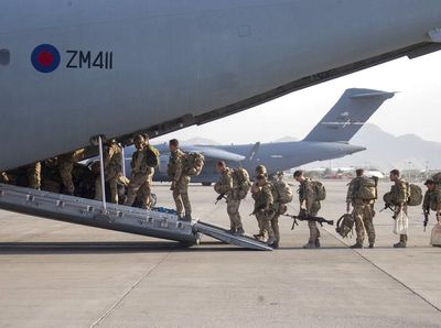 Tinggalkan Kabul, Tentara Inggris Akhiri 2 Dekade Misi di Afghanistan