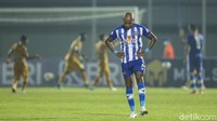 Hingga wasit Musthofa Umarella mengakhiri laga tak ada gol tambahan tercipta.  