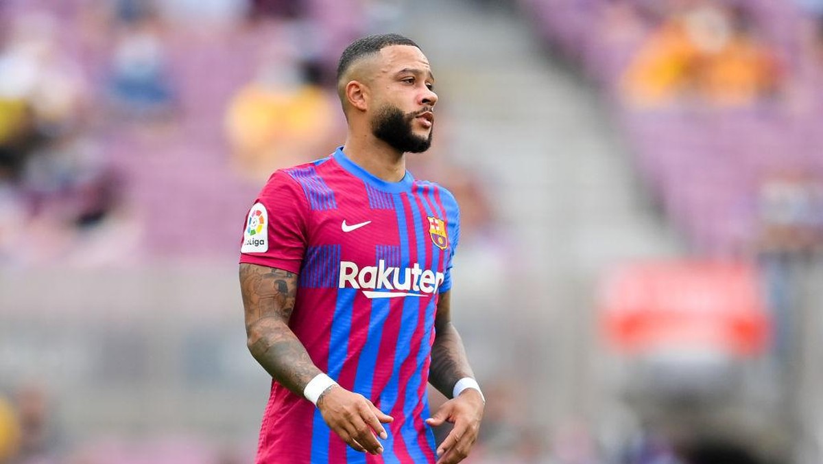Memphis Depay menjadi sosok pahlawan baru untuk Barcelona (Foto: Getty Images/David Ramos)