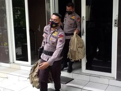 4 Koper dan Sejumlah Tas Diamankan Saat OTT Bupati Probolinggo