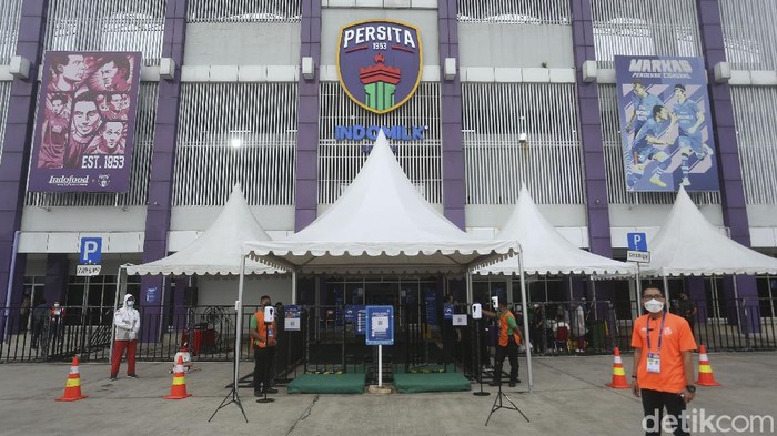 Pelaksanaan Liga 1 2021/2022 telah bergulir selama 3 pertandingan di tiga lokasi berbeda, dalam tiga laga tersebut nantinya akan dievaluasi dan tolok ukur bagi PSSI dan PT LIB apakah kompetisi dapat dilanjutkan hingga akhir musim.