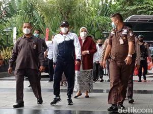 22 ASN di Probolinggo Terlibat Suap Jual Beli Jabatan Kades Belum Diamankan? 22 ASN di Probolinggo Terlibat Suap Jual Beli Jabatan Kades Belum Diamankan?