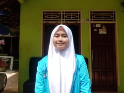 Keren! Anak Tukang Roti Bakar Wakili Banten di Ajang Parlemen Remaja