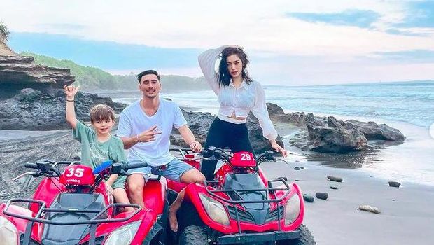 Jessica Iskandar dan El Barack