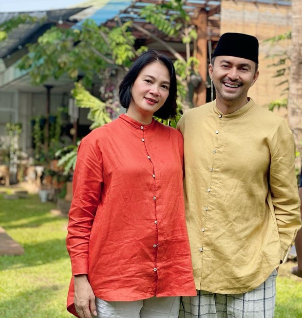 Pasangan artis indonesia harmonis