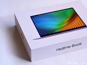 Unboxing Realme Book, Laptop Punya Layar 2K Harga Rp 9 Jutaan Unboxing Realme Book, Laptop Punya Layar 2K Harga Rp 9 Jutaan