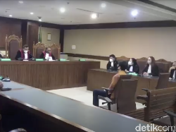 Ekspresi Bahagia Crazy Rich Samin Tan Usai Divonis Bebas