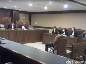 Cerita Crazy Rich Samin Tan Lawan KPK demi Kebebasan Tetap di Tangan Cerita Crazy Rich Samin Tan Lawan KPK demi Kebebasan Tetap di Tangan