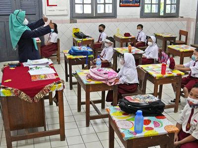 Sekolah di Jakarta Mulai Tatap Muka Terbatas