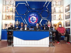 Arema FC Resmi Kontrak Sergio Silva