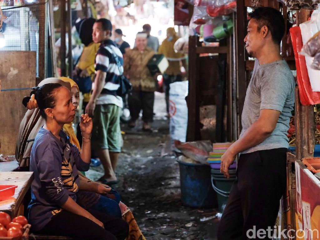Ribuan Pedagang Pasar Jakarta Tutup, Nggak Mampu Bayar Listrik-Kios