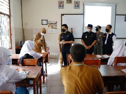 Wagub Emil Dardak Pantau Sekolah Tatap Muka di Lamongan, Ini Hasilnya
