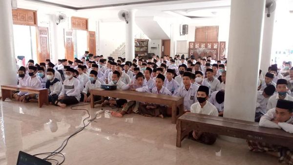 Webinar Literasi Kominfo Diikuti 20 Ribu Pengguna Digital