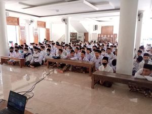 Webinar Literasi Kominfo Diikuti 20 Ribu Pengguna Digital