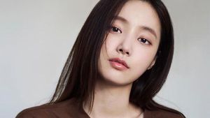 Potret Yeonwoo eks MOMOLAND yang Dikabarkan Pacaran dengan Lee Min Ho