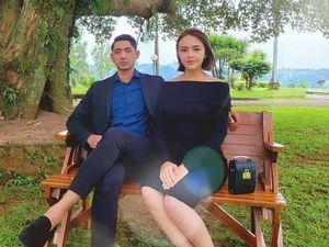 Viral Video Mesra Diduga Arya Saloka dan Amanda Manopo di Dalam Mobil Viral Video Mesra Diduga Arya Saloka dan Amanda Manopo di Dalam Mobil