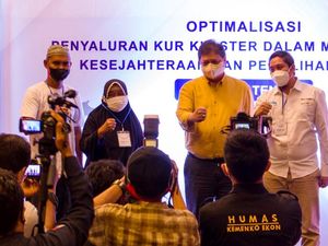 Bantuan Paket Sembako untuk Sulteng