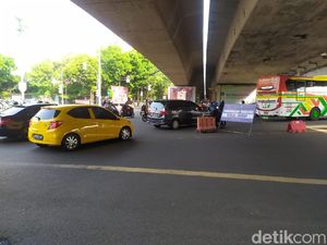 Ganjil Genap di Jakarta, Lalu Lintas Jl Rasuna Said Lancar Ganjil Genap di Jakarta, Lalu Lintas Jl Rasuna Said Lancar