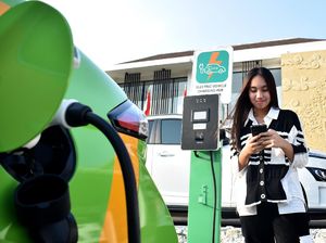 Ini EVCuzz Charge Mobil Listrik Karya Anak Bangsa