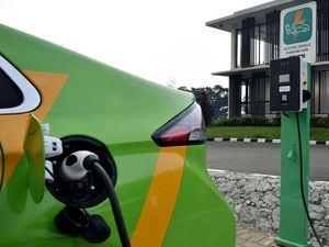 Daftar Harga Mobil Listrik di Indonesia, Layak Dicek saat BBM Kian Mahal Daftar Harga Mobil Listrik di Indonesia, Layak Dicek saat BBM Kian Mahal