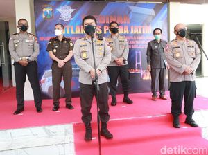 Polda Jatim Kini Miliki 10 Mobil INCAR, Siap Keliling Jaring Pelanggar Lalin Polda Jatim Kini Miliki 10 Mobil INCAR, Siap Keliling Jaring Pelanggar Lalin