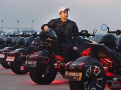 Gaya Kevin Sanjaya di Atas Motor Roda Tiga Seharga Hampir Setengah Miliar