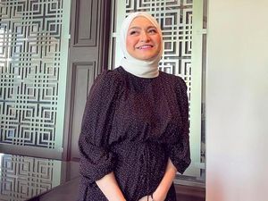 Nathalie Holscher Hamil 7 Bulan Jadi Suka Iseng, Bikin Sule Kesal! Nathalie Holscher Hamil 7 Bulan Jadi Suka Iseng, Bikin Sule Kesal!