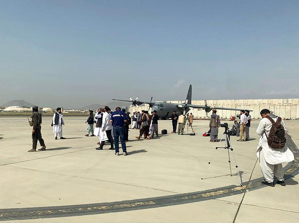 Qatar Kerja Sama dengan Taliban untuk Buka Kembali Bandara Kabul